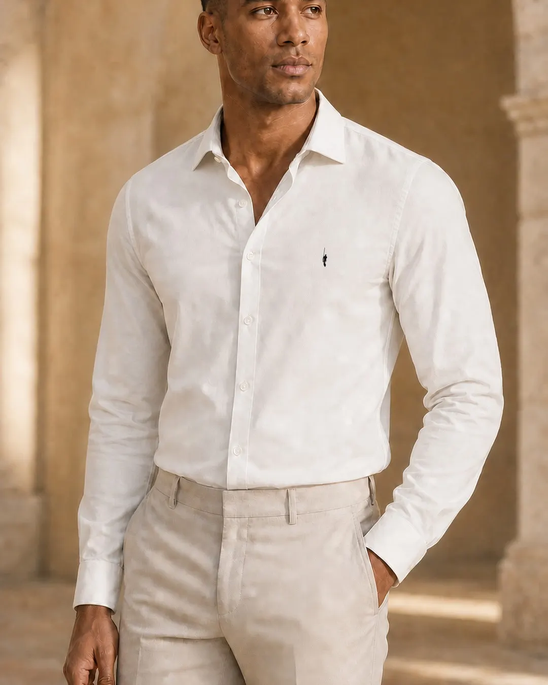DEMO — Chemise bleue à symbole PATTABEL brodé